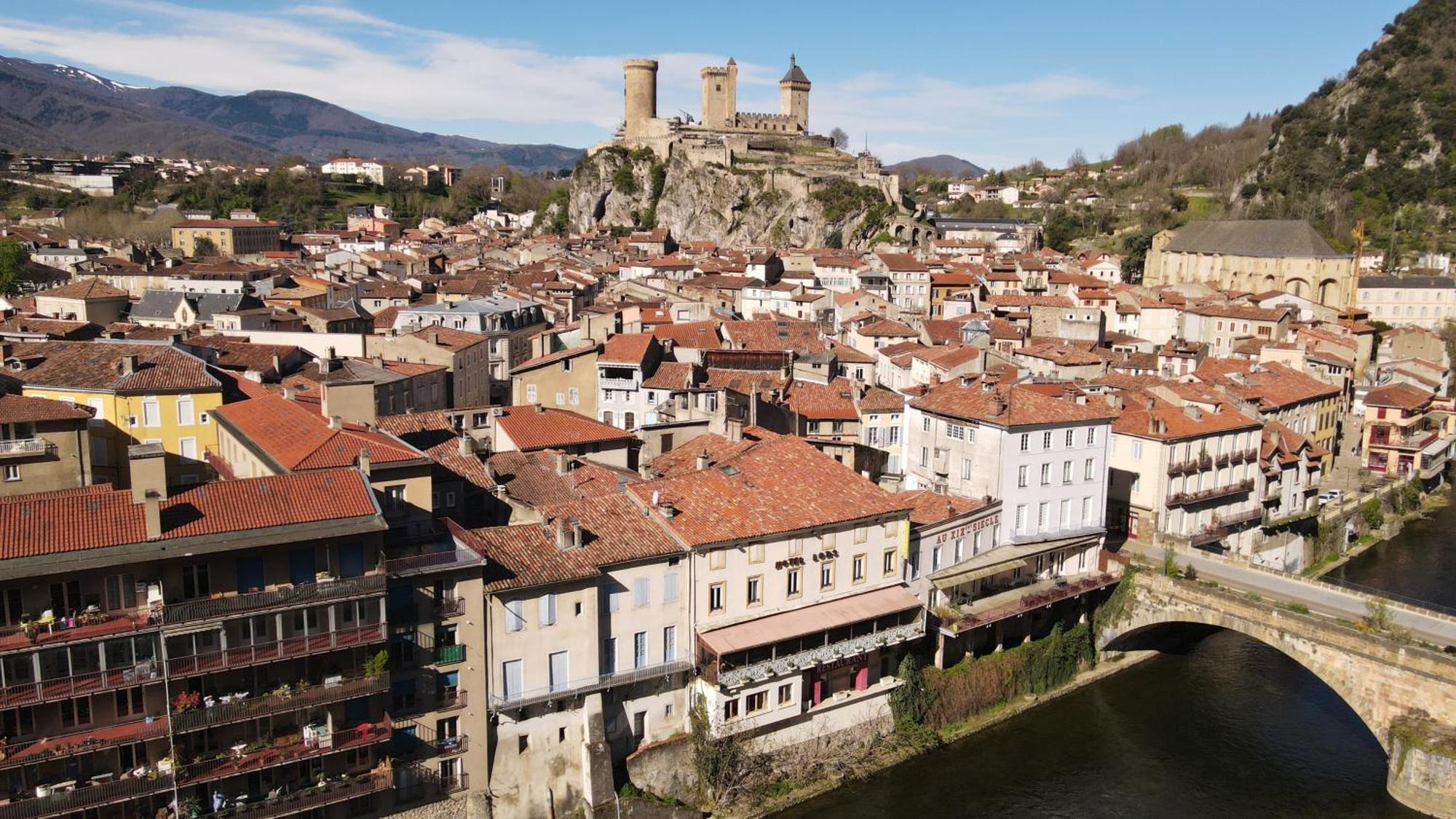 Hotel Le Lons Foix Exteriér fotografie